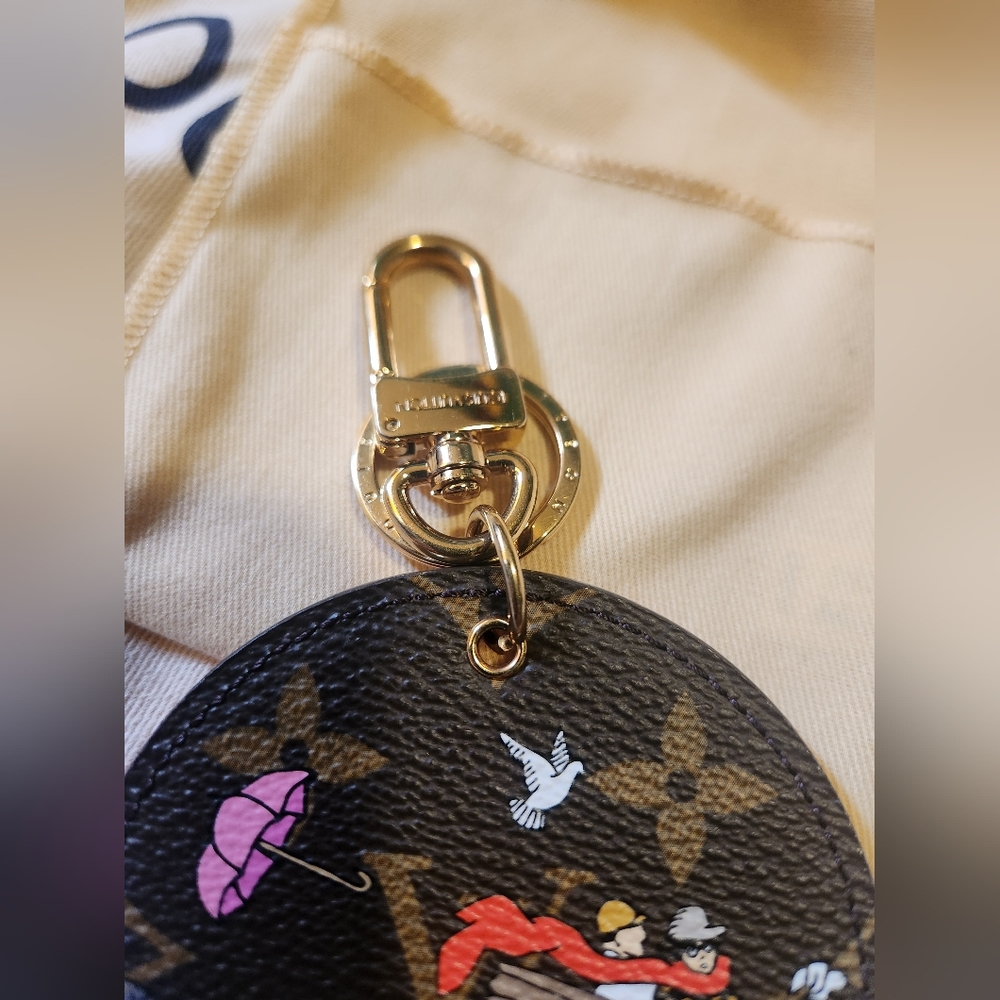 RARE LV bag charm key chain louis vuitton - Picture 9 of 10